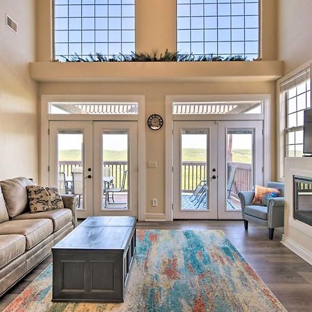 Luxe Branson Retreat With Mtn Views And Pool Access! Apartment Exterior photo