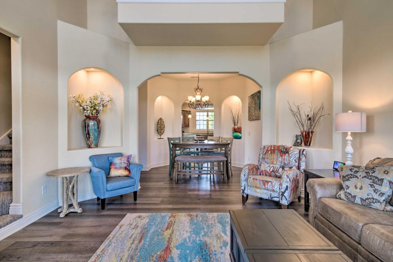 Luxe Branson Retreat With Mtn Views And Pool Access! Apartment Exterior photo