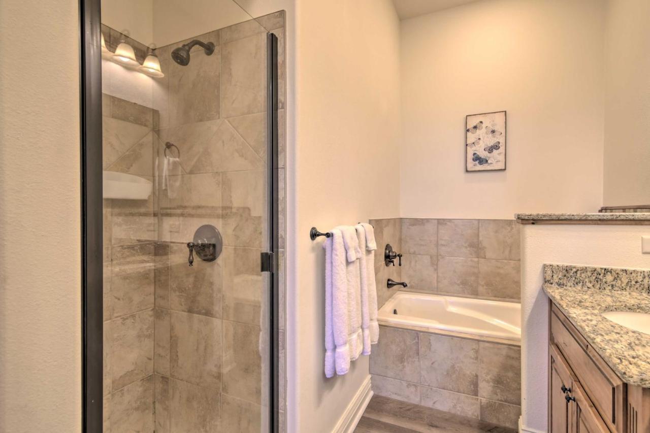Luxe Branson Retreat With Mtn Views And Pool Access! Apartment Exterior photo